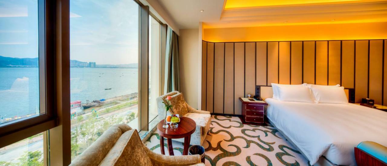 Royal Seaside Hotel And Hot Springs 샤먼 외부 사진